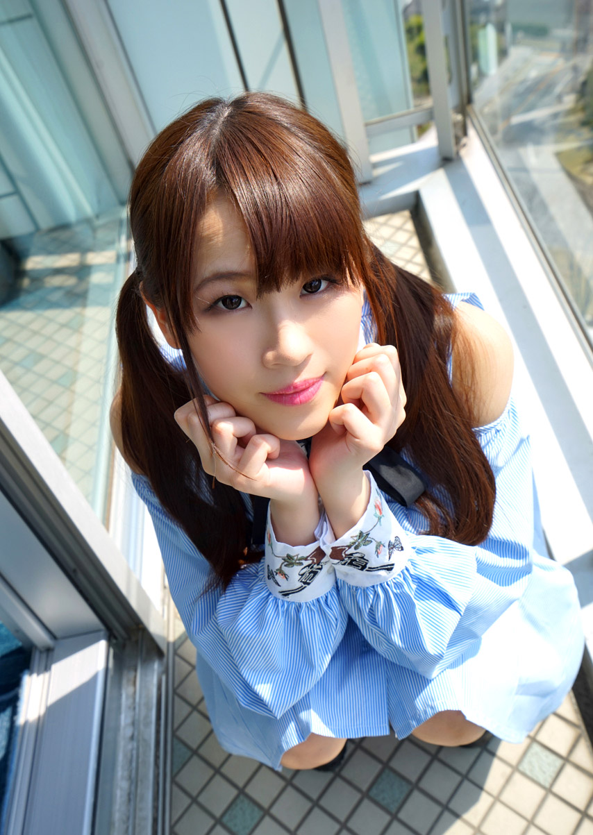 Runa Sez - Beautiful Japanese Girl